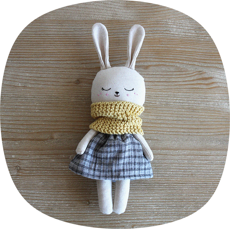 muneca conejito vestido cuadros | Pepita Calabaza | Conejito vestido de muselina a cuadros muneca conejito vestido cuadros | Pepita Calabaza | Conejito vestido de muselina a cuadros