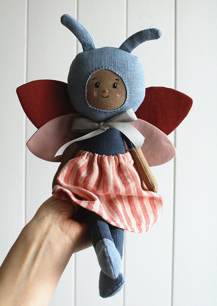 heirloom doll blue bug | Pepita Calabaza | Muñeca de colección Celeste