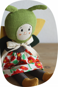 muñeca de trapo lino verde